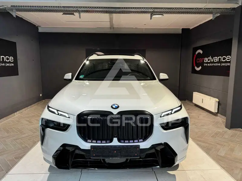 2025 BMW X7