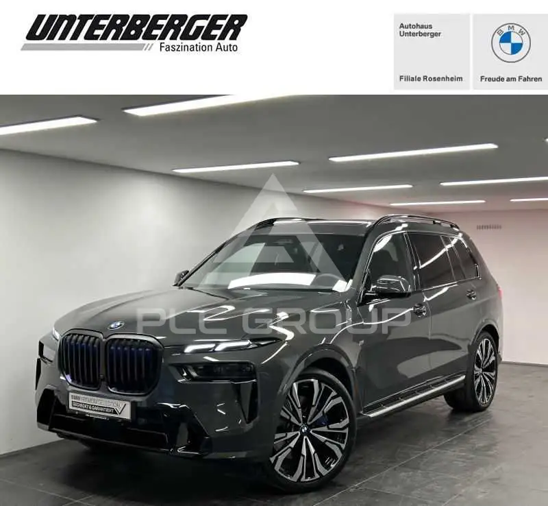 2025 BMW X7