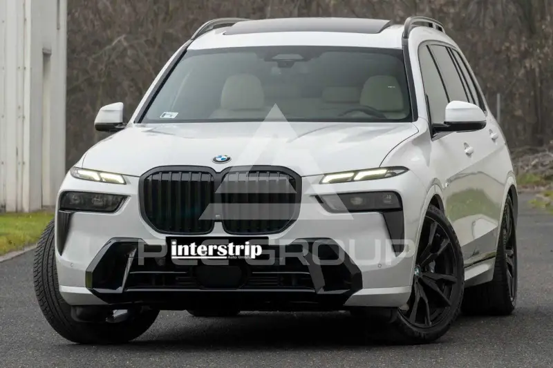 2025 BMW X7