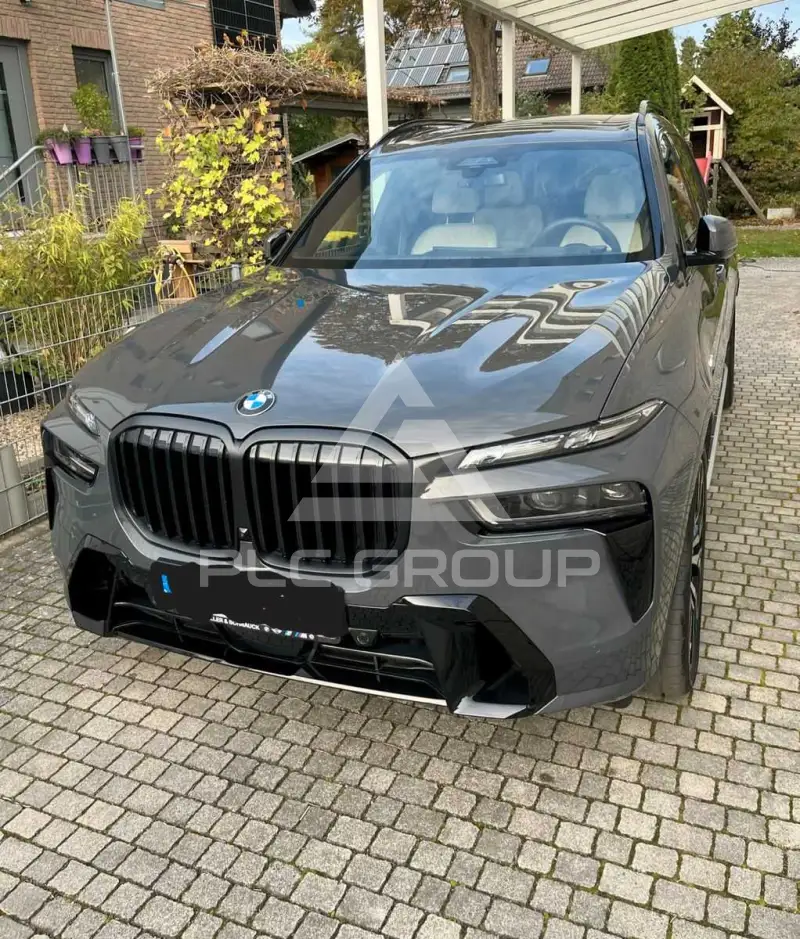 2025 BMW X7
