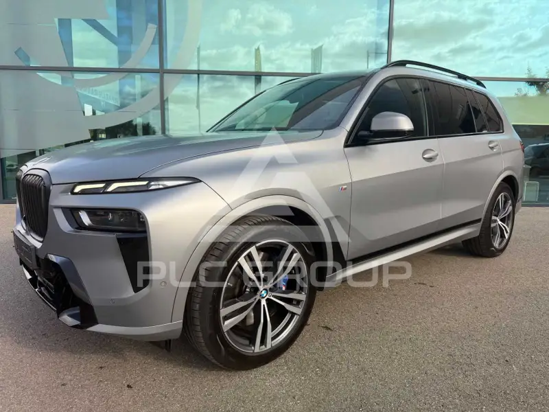2025 BMW X7