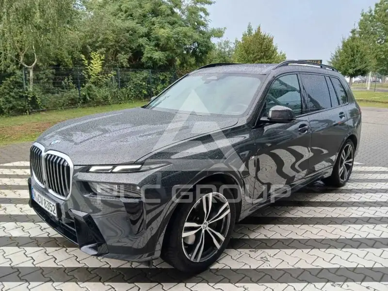 2025 BMW X7
