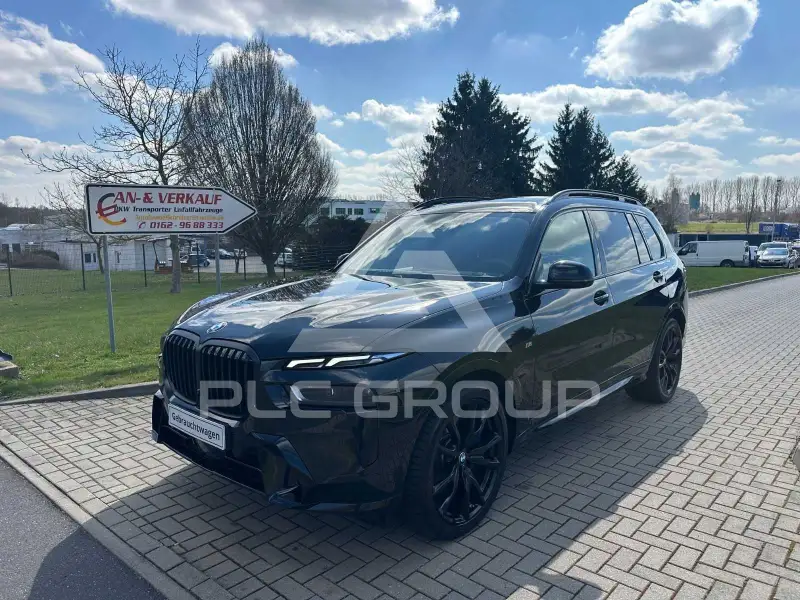 2025 BMW X7