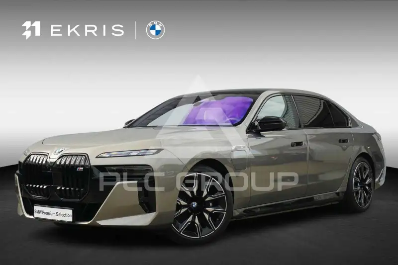 2025 BMW M7
