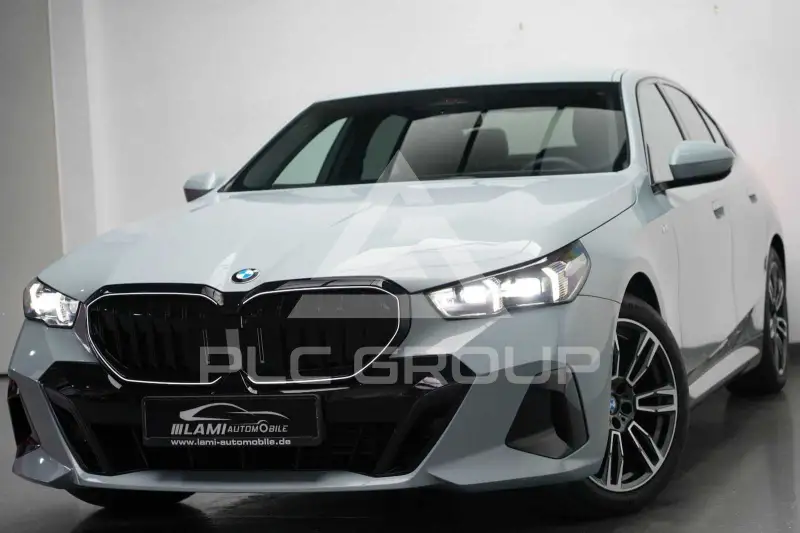 2025 BMW 520