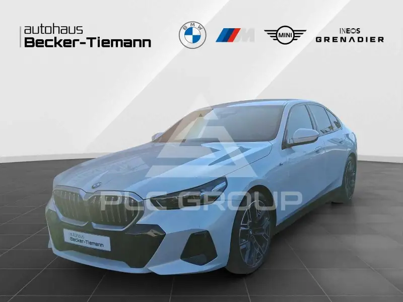 2025 BMW 520