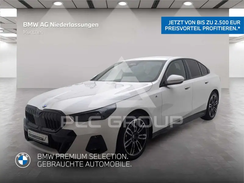 2025 BMW 520
