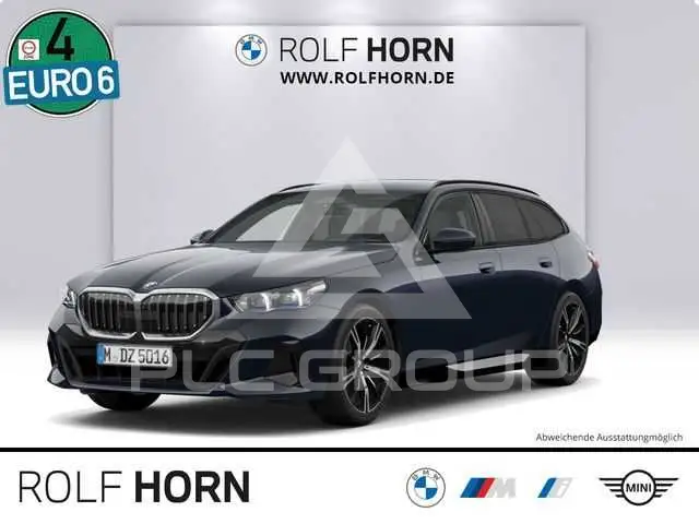 2025 BMW 520