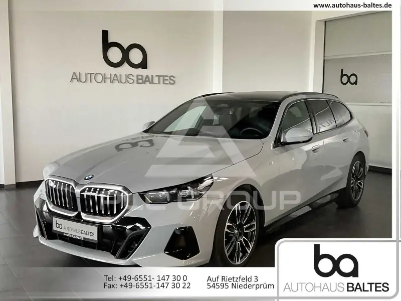 2025 BMW 520