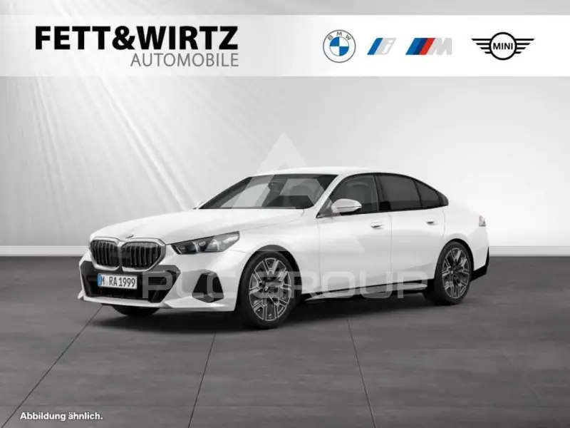 2025 BMW 520