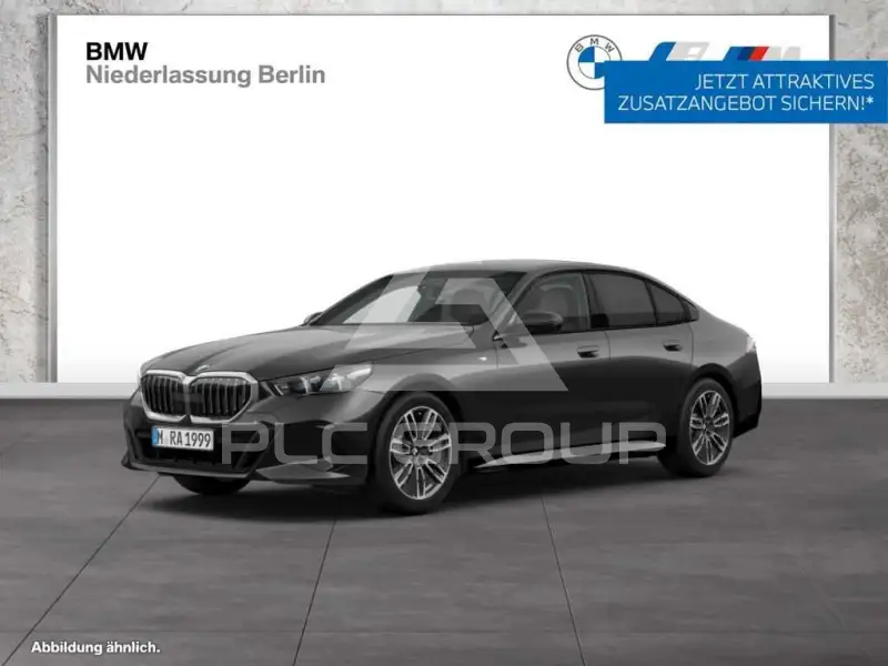 2025 BMW 520