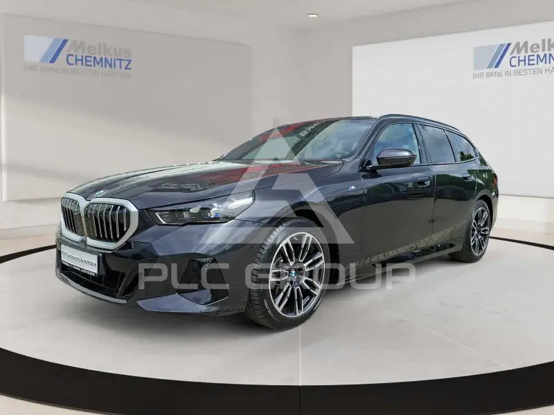 2025 BMW 520