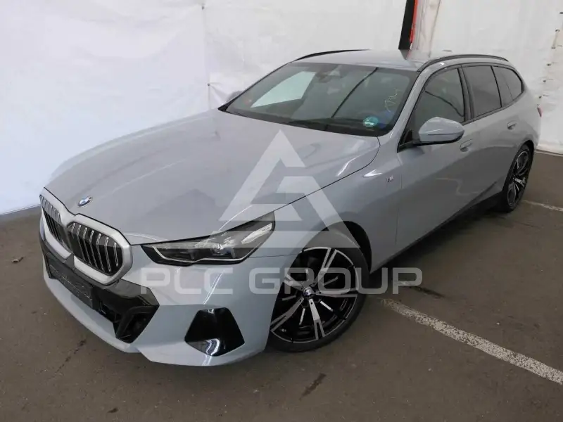 2025 BMW 520
