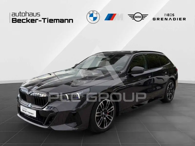 2025 BMW 520