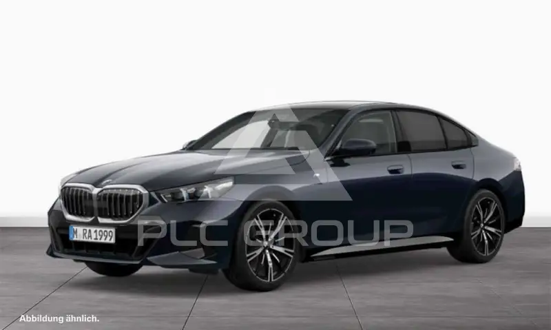 2025 BMW 520