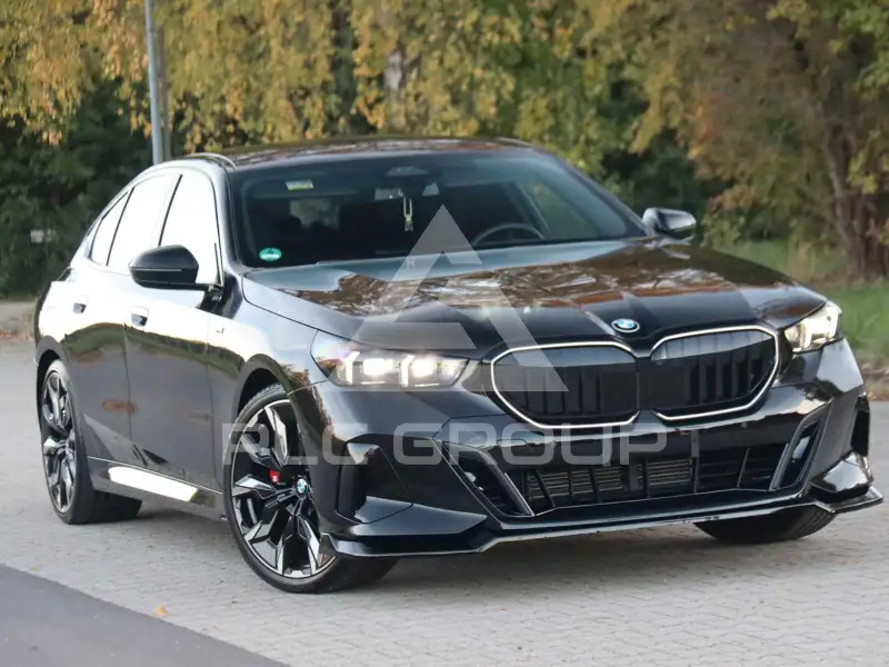 2025 BMW 520