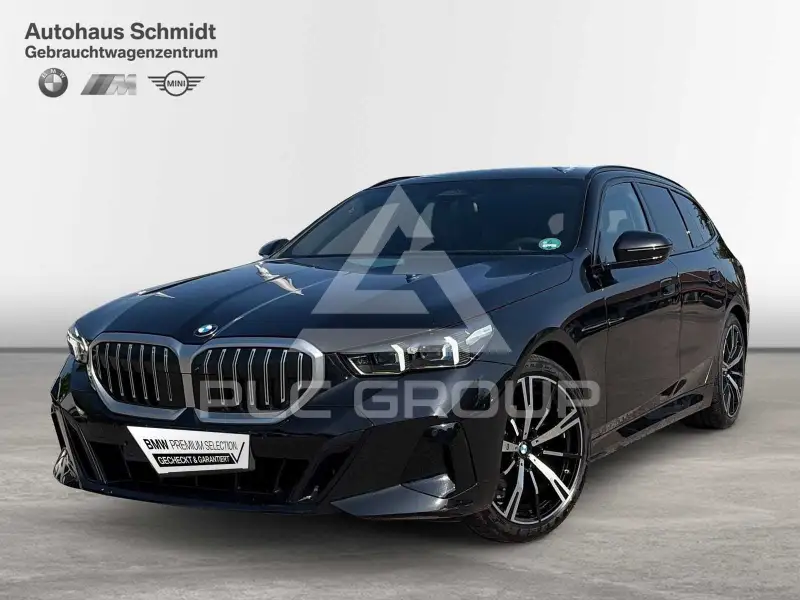 2025 BMW 520