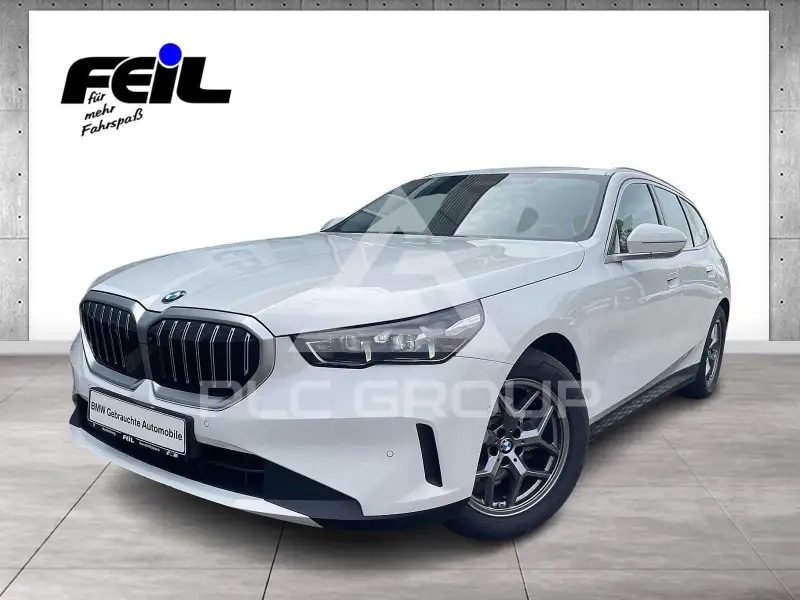2025 BMW 520