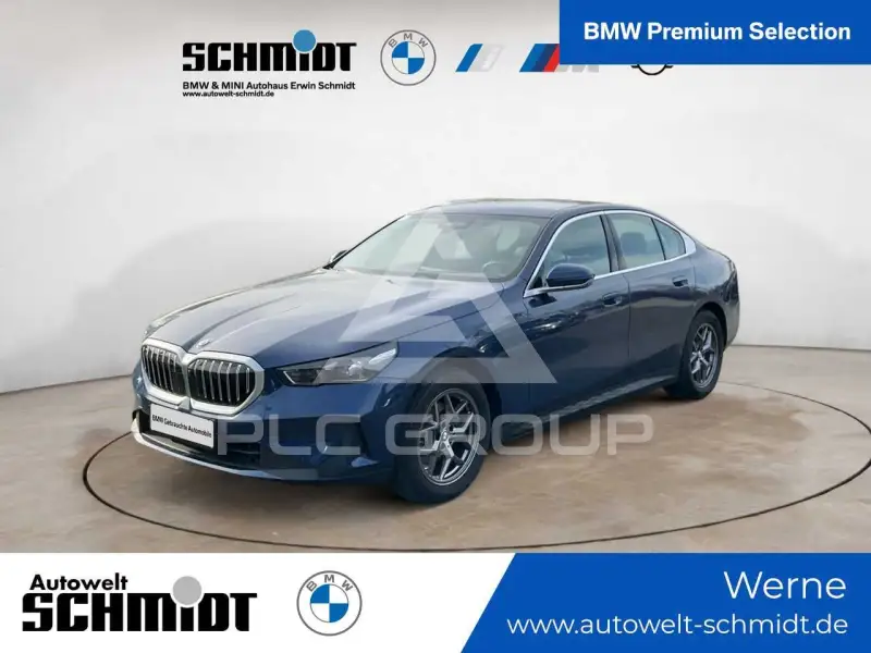 2025 BMW 520