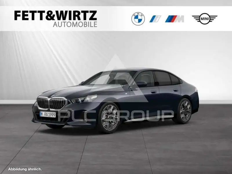 2025 BMW 520