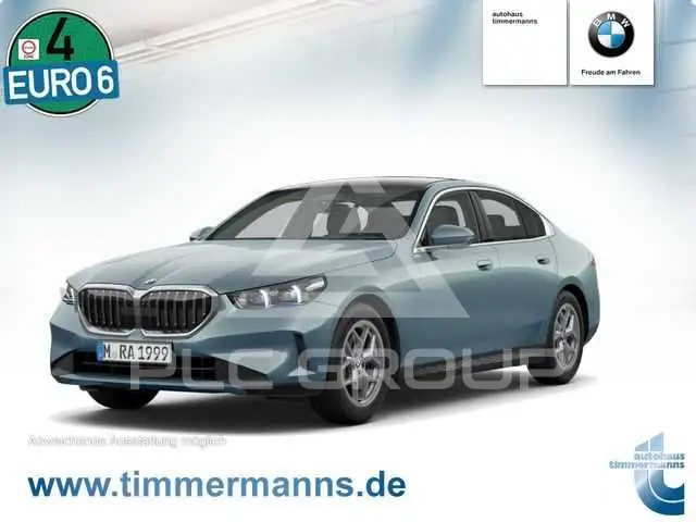 2025 BMW 520