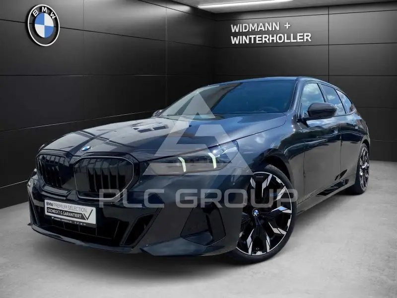 2025 BMW 520