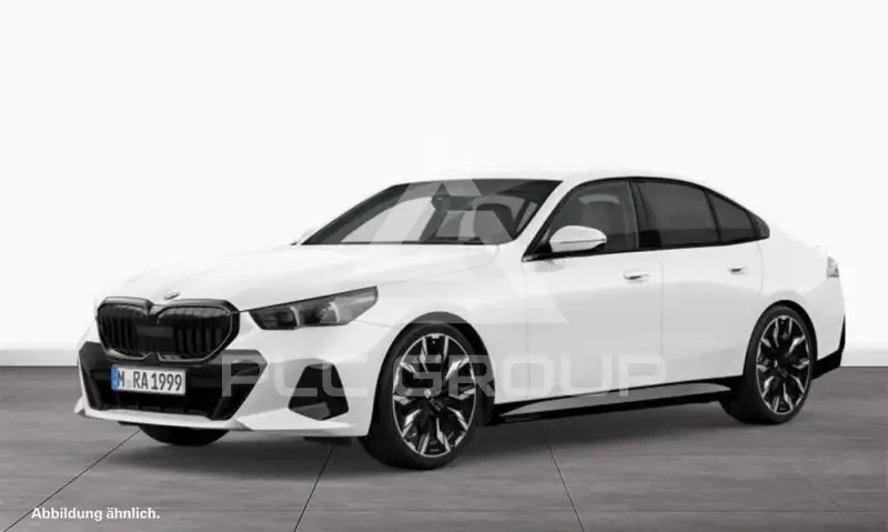 2025 BMW 520