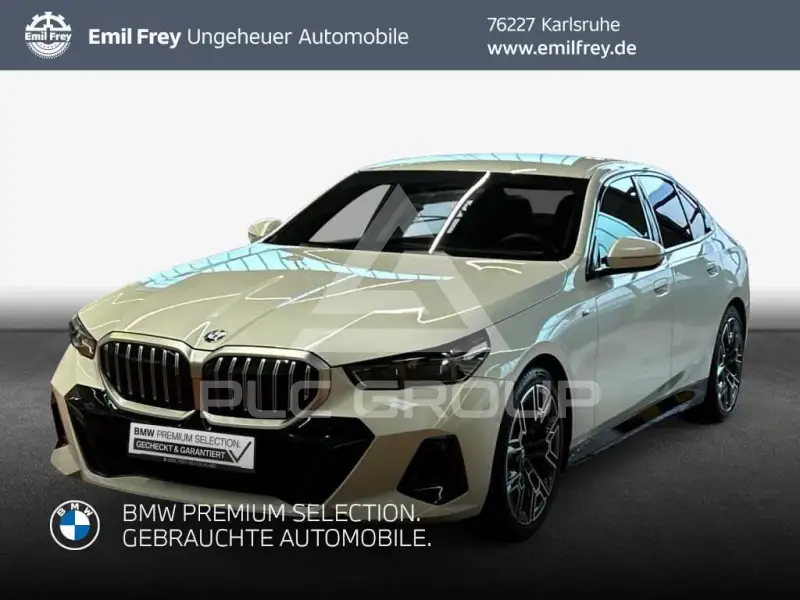 2025 BMW 520