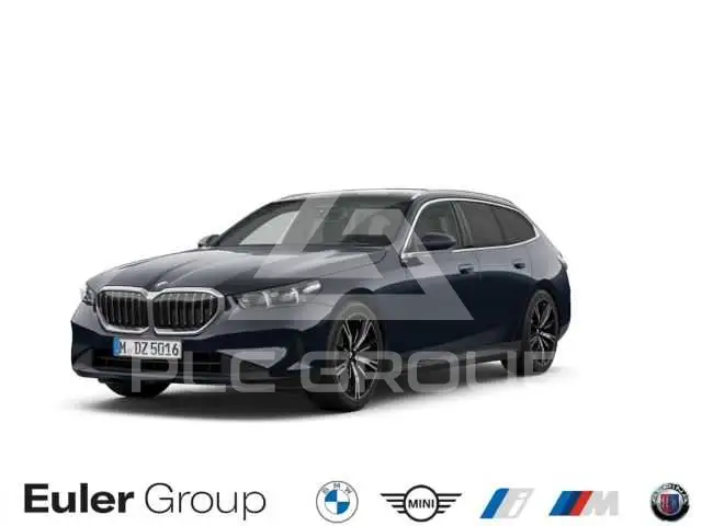 2025 BMW 520