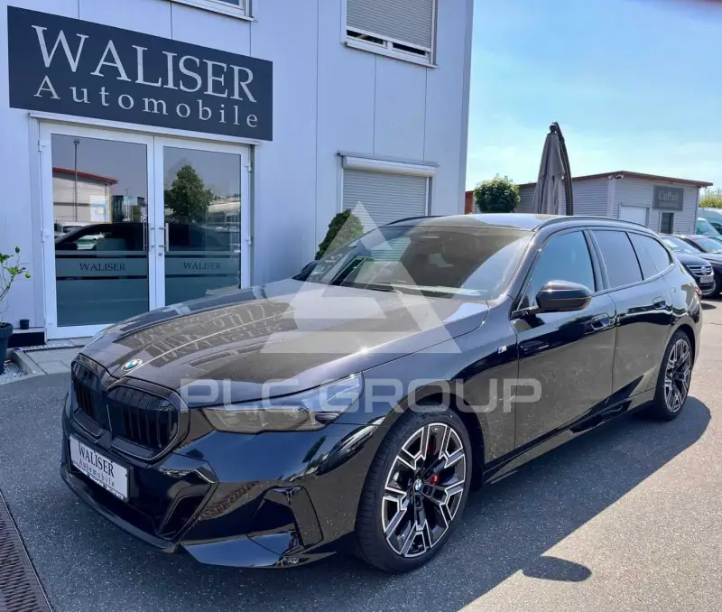 2025 BMW 520