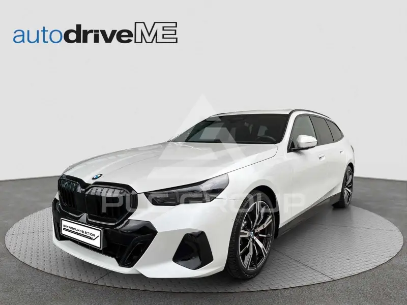 2025 BMW 520