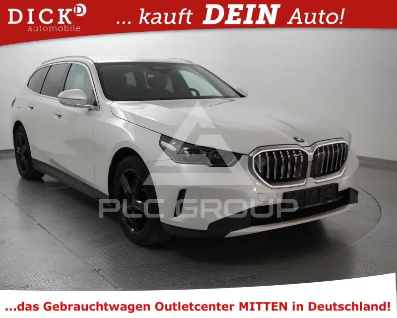 2025 BMW 520