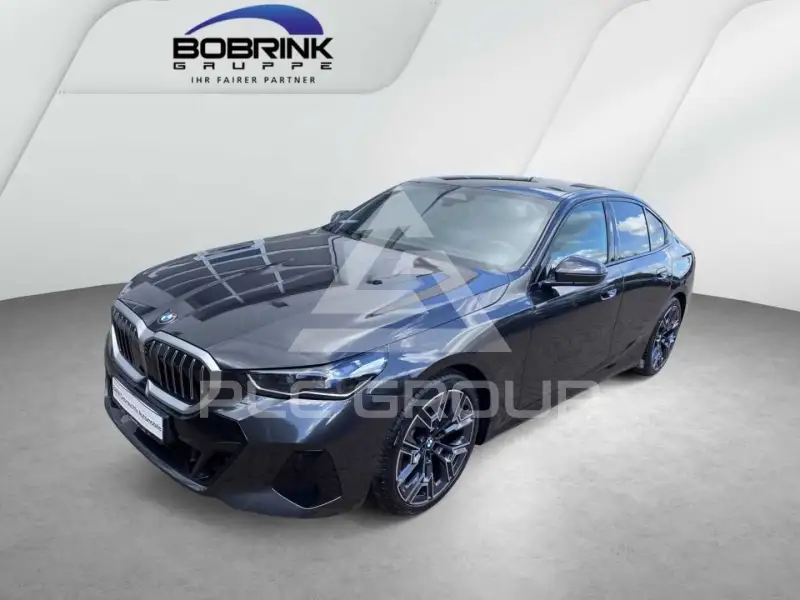 2025 BMW 520