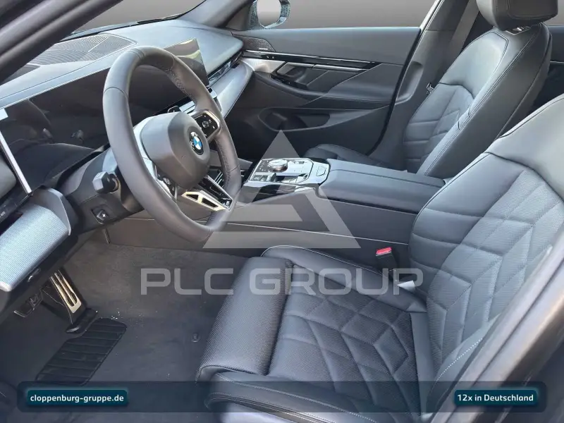 2025 BMW 520