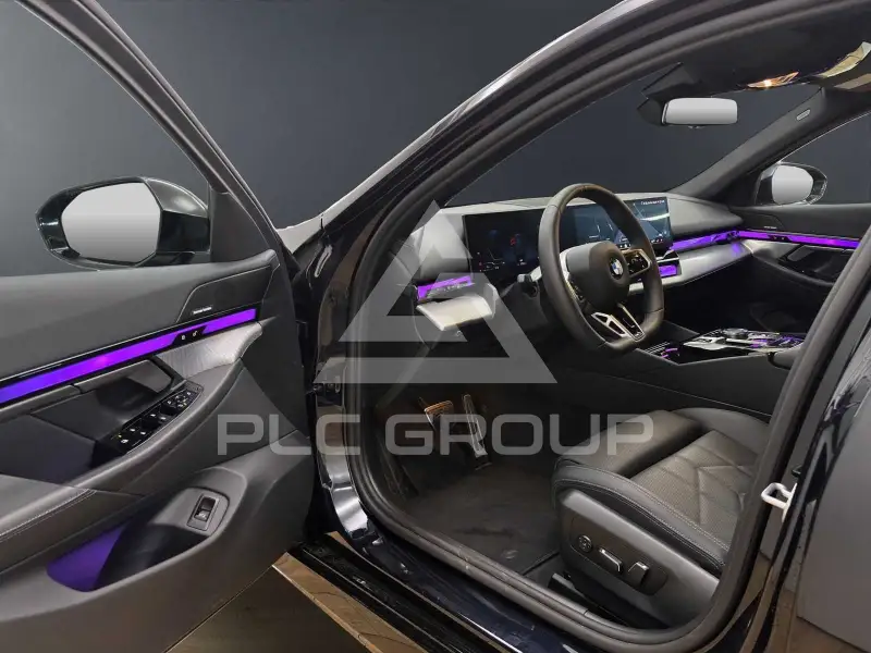 2025 BMW 520