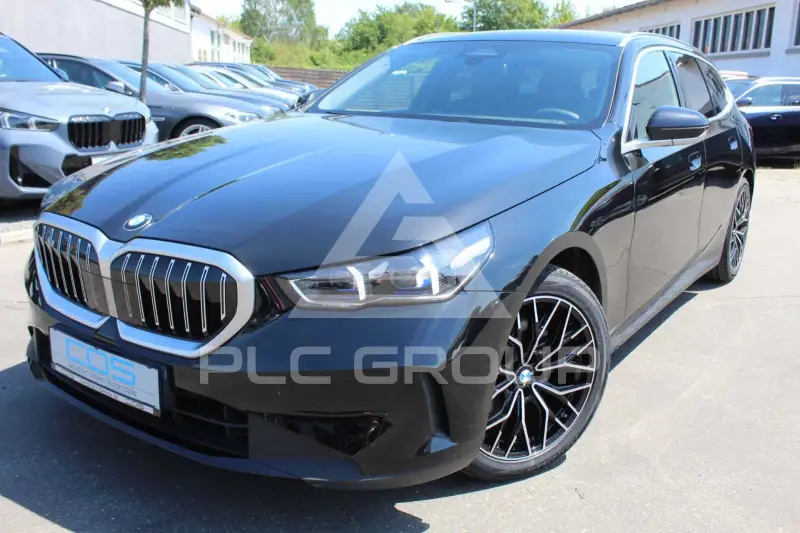 2025 BMW 520