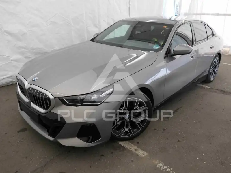 2025 BMW 520