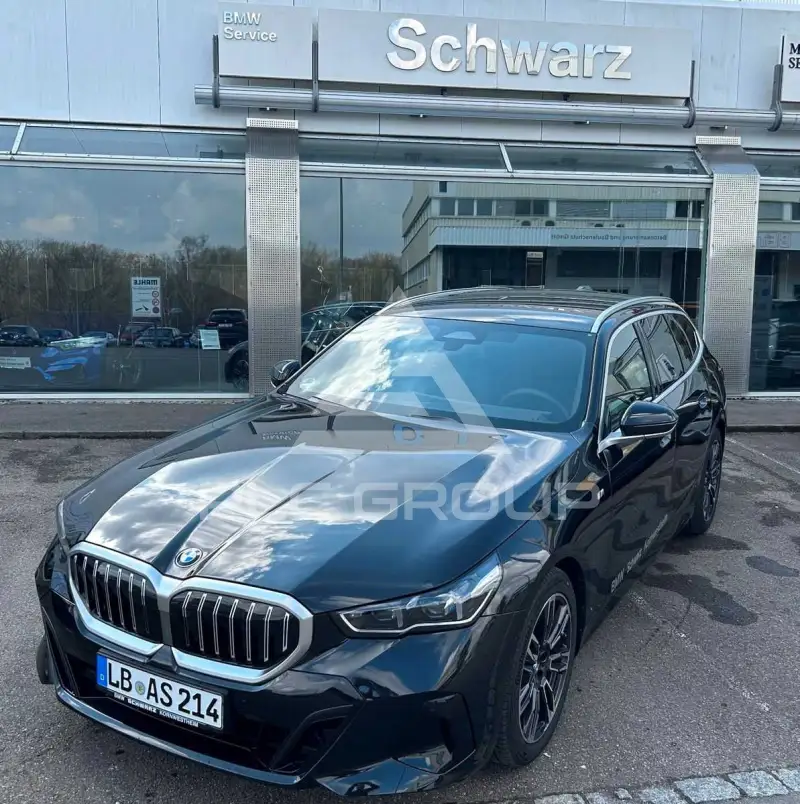 2025 BMW 520