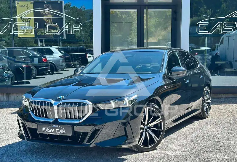 2025 BMW 520