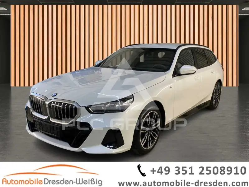 2025 BMW 520