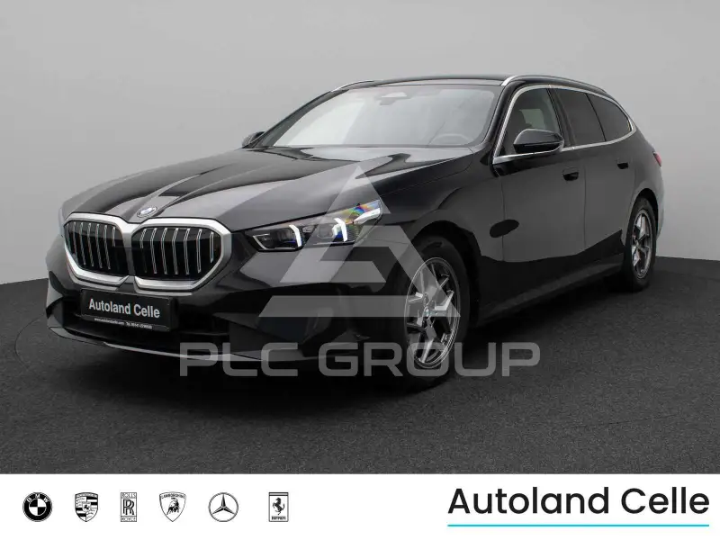 2025 BMW 520