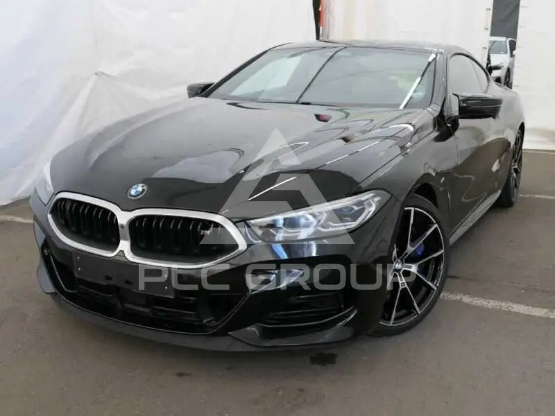 2025 BMW M8