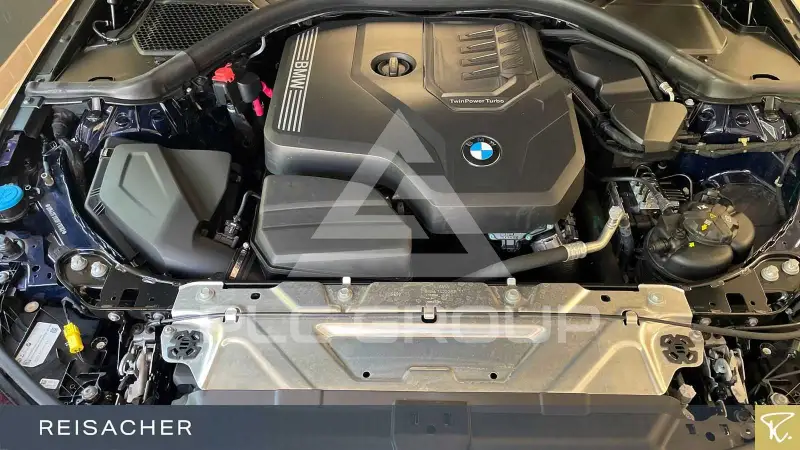 2025 BMW 318