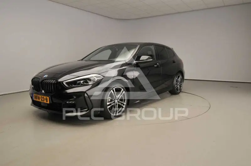 2025 BMW 118