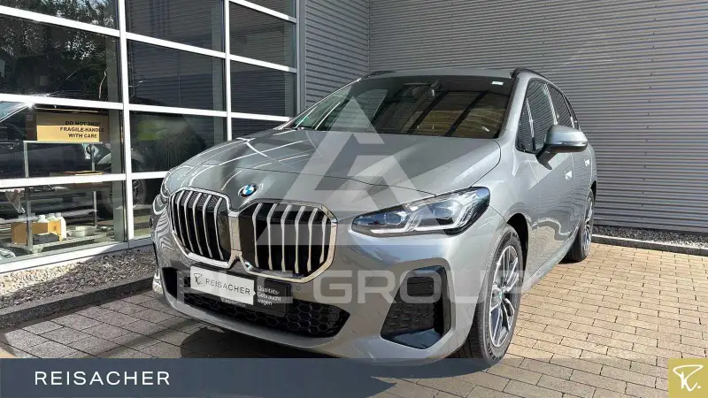 2025 BMW 220