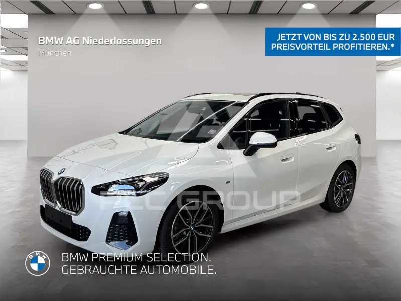 2025 BMW 220