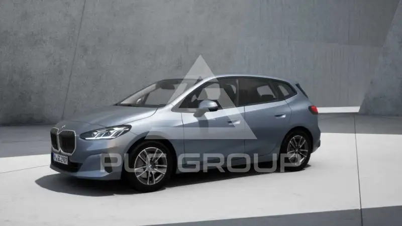 2025 BMW 220