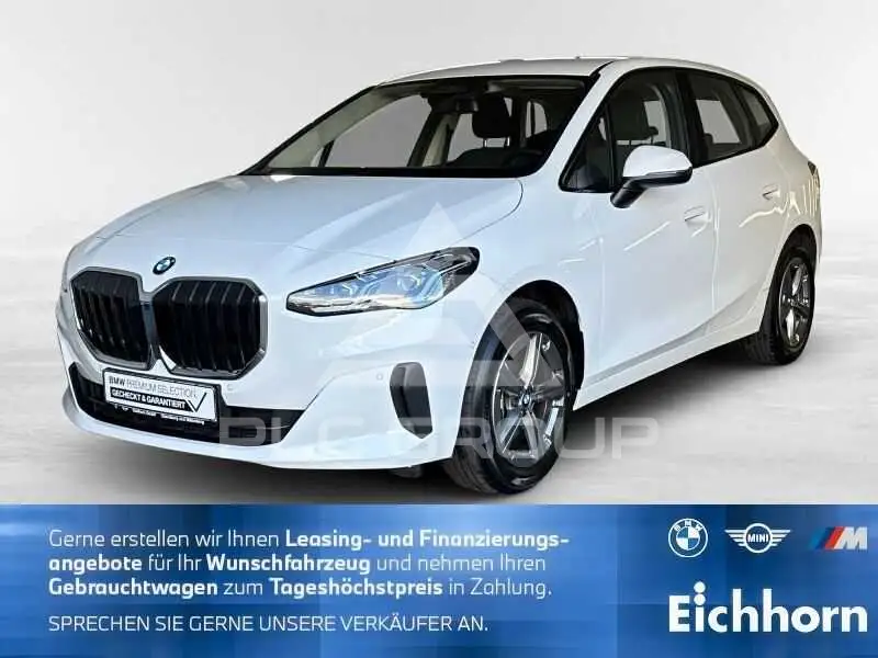 2025 BMW 220