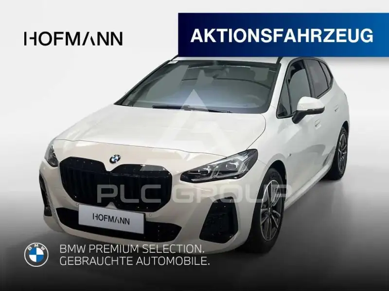 2025 BMW 220