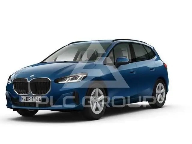 2025 BMW 220